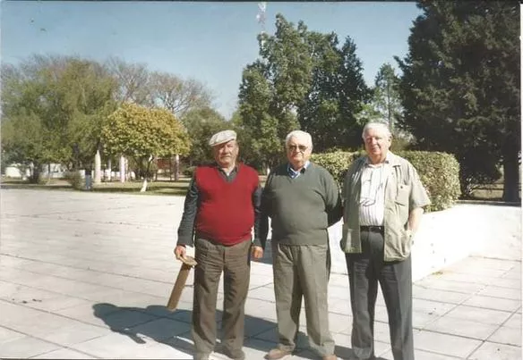 244304406_2300799440059631_216976495400018696_n