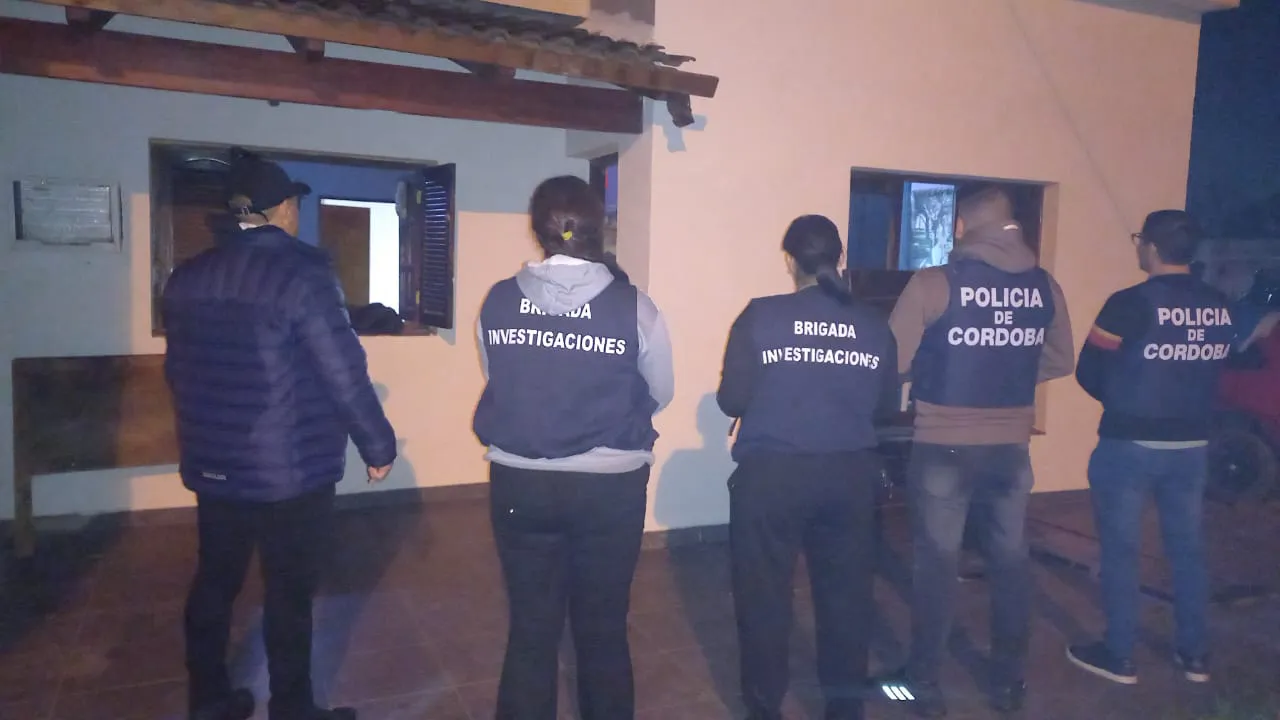 48b6ee8c-9bf6-42d2-bc86-beff73618386