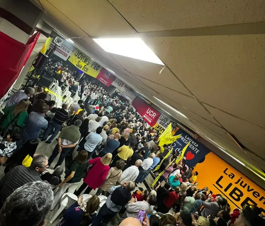 346999752_807134980754082_6460875341551039412_n