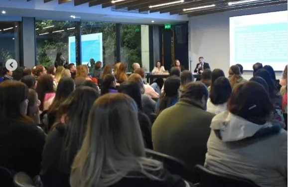 478317d0-ebf4-420d-9ac1-3c96a5e0f43c