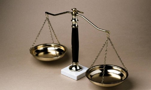 juicio-balanza-justicia