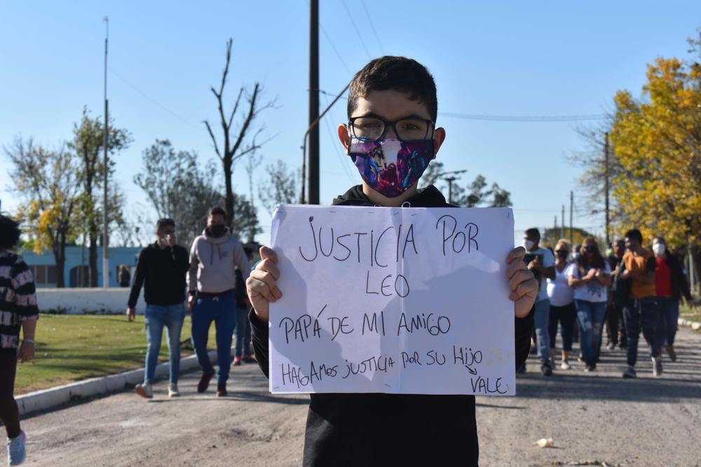 multimedia.grande.a9b359e1014f2fd3.6772616e64652e6a7067