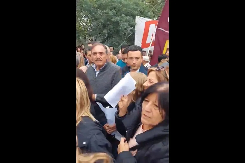 833800-21b07633-1197-4cb4-a4a8-7bf069bc00c3_0