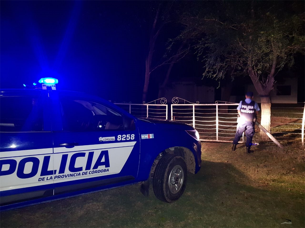 multimedia.grande.93e95f8a57680081.504f4c495f6772616e64652e706e67