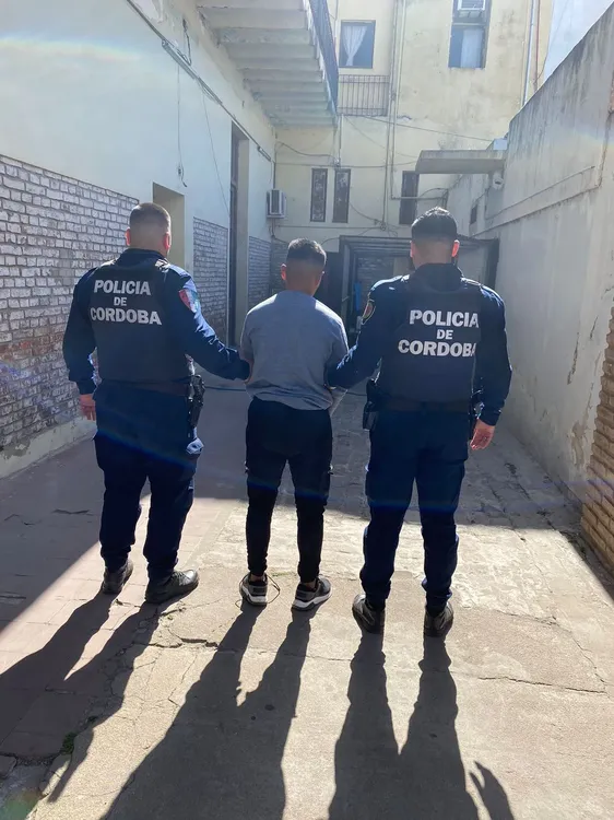 8a1c3565-7ef0-4dcb-8e94-31361cec1b4c