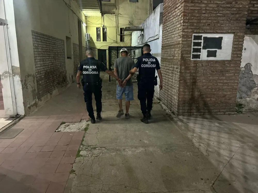 2b587141-4ab8-4b59-b30c-abf7c0b2d044