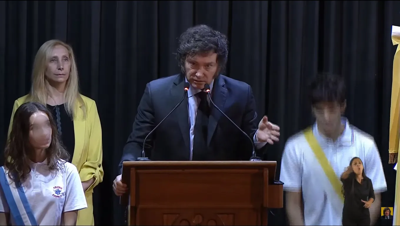 milei-en-colegio-alumno-desmayo-captura-video-copy-copia