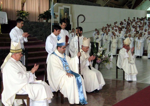 00007170-constrain-160x200