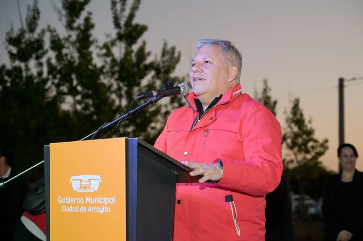 bnedertttttttiiiiiiiiiiiii