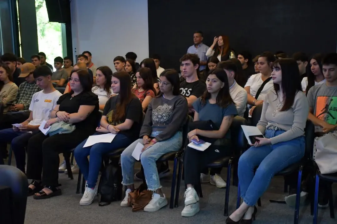 484010911_18262843624286601_798434811290443751_n