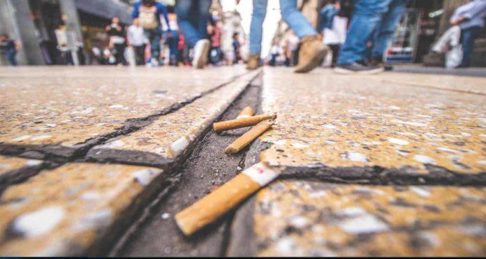 colillas_de_cigarro_fumar_fumadores_contaminacion-696x371