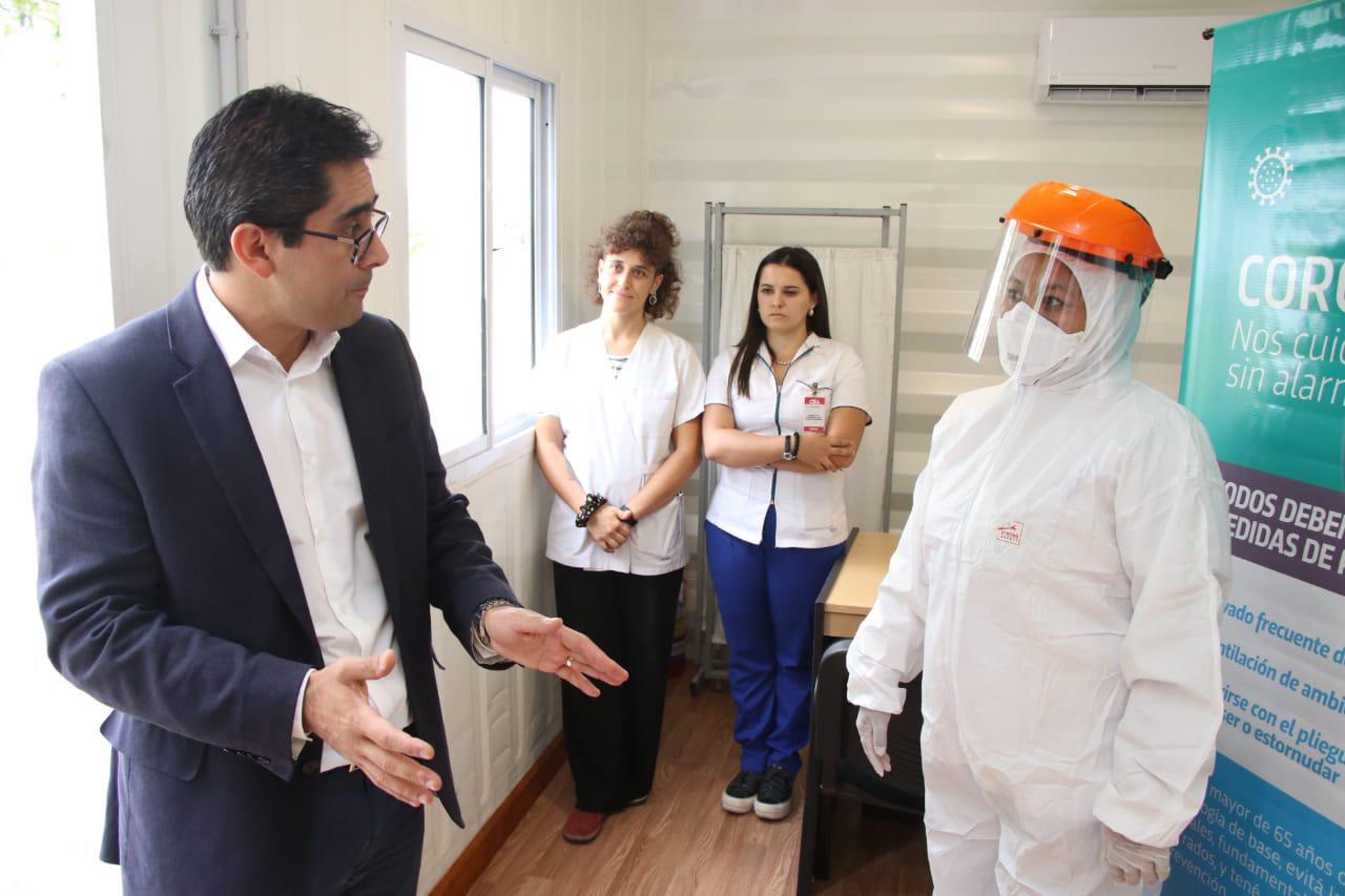 multimedia.normal.b0d9bcafbda8d622.636f726f6e61766972757320345f6e6f726d616c2e6a7067