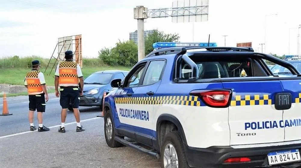 multimedia.normal.b7d7bcef0d9fc1ac.706f6c6963696163616d696e657261335f6e6f726d616c2e6a7067