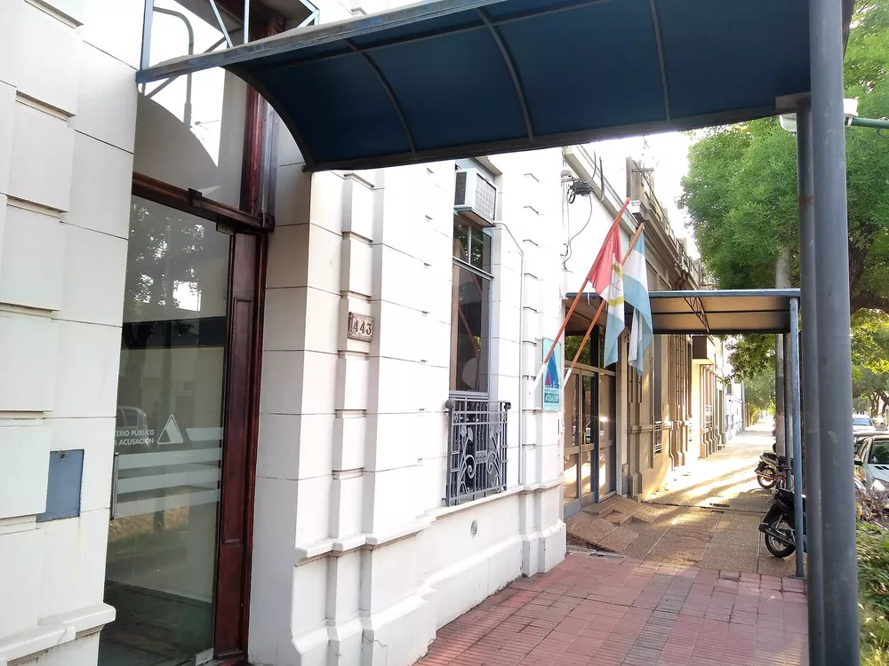 d837656ef1477da908f4c0a7d3febb8f