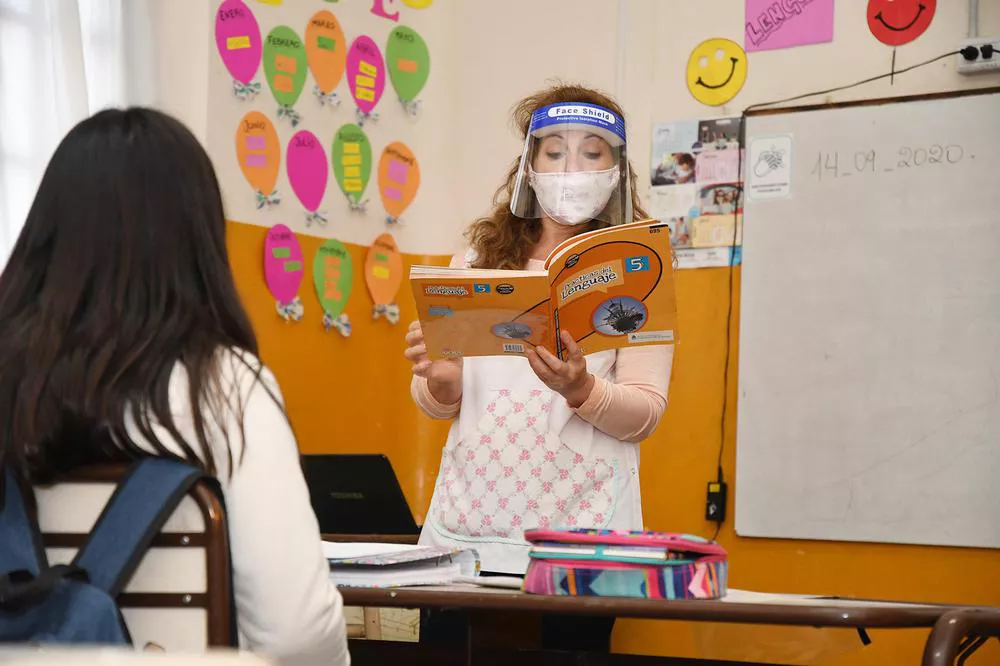 multimedia.normal.b76773956abd2fa0.636c6173657320656e206c61732065736375656c6173206279204e415f6e6f726d616c2e6a7067