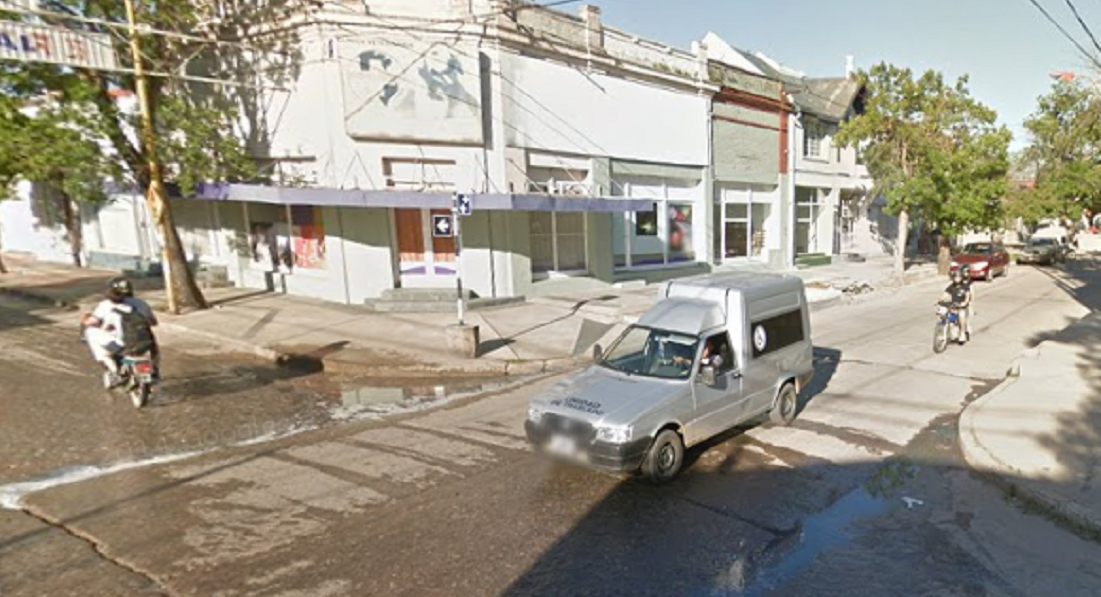Esquina Av. 1 de Mayo y Libertad