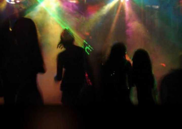 16657-fiesta-clandestina1