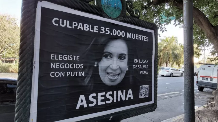 cristina asesina cartel