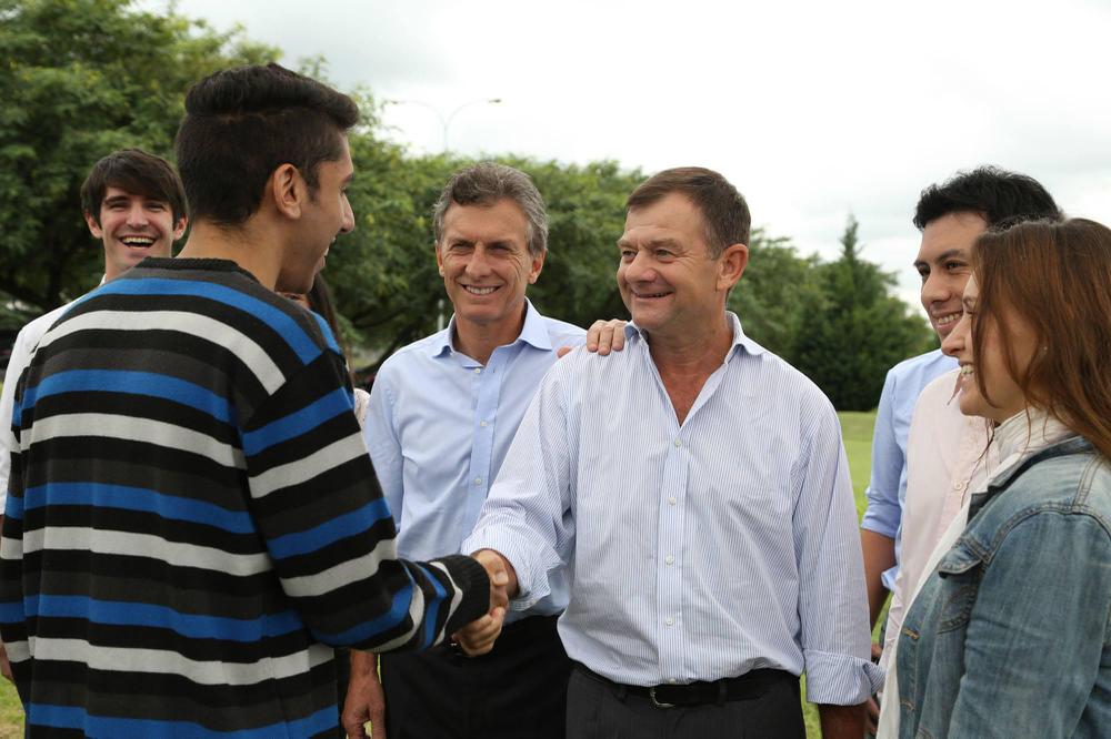 1523768_10153225430958478_82947521120892473_o