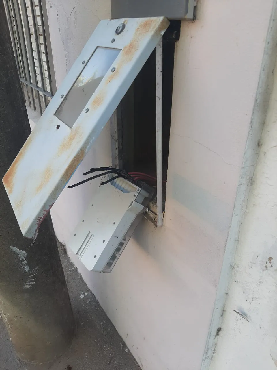 39d673e4-f880-43f6-b122-871e5b3beb0c