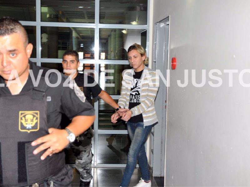 800Image9ade166b8a9849deacfc8a7f71eb812d