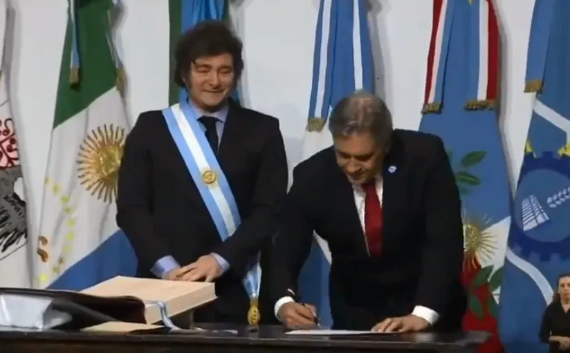 llaryora pacto 25 de mayo milei