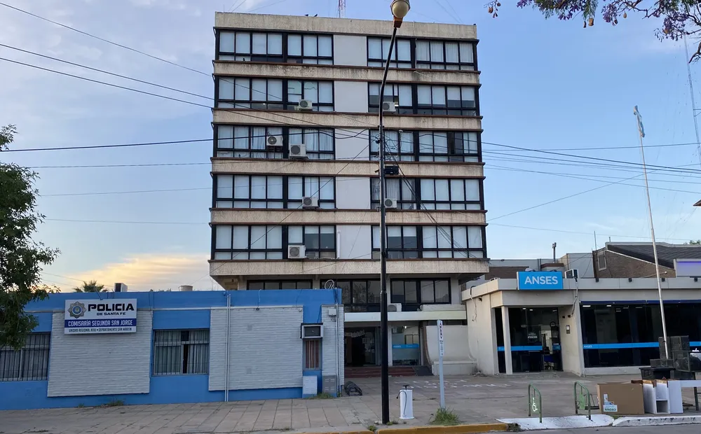 f781565dcad4993221db2d9920d063cb