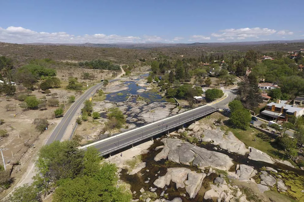 Puente-Cabalango-y-adoquinado_0056