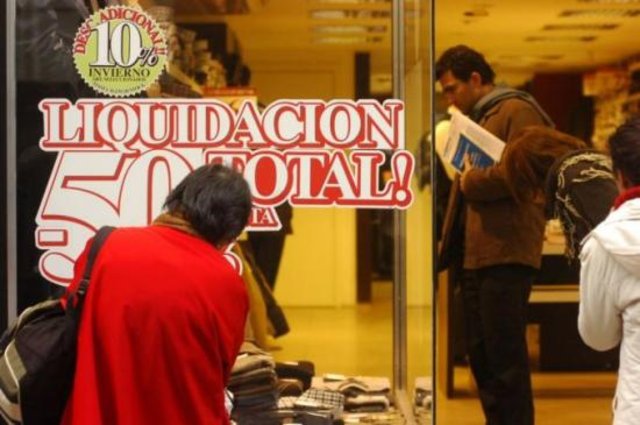 resize_por-la-caida-en-las-ventas-lanzan-rebajas-de-hasta-60