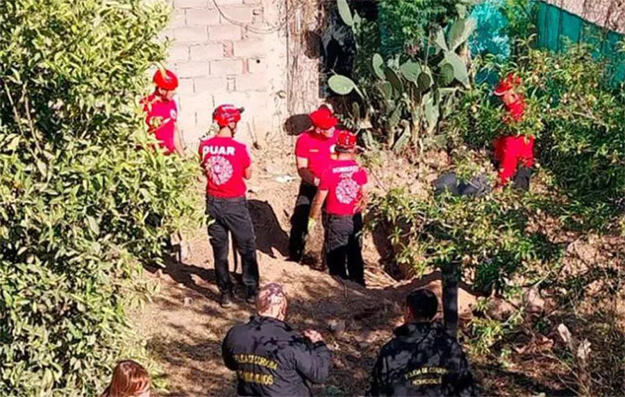 z-dos-mujeres-muertas-1w