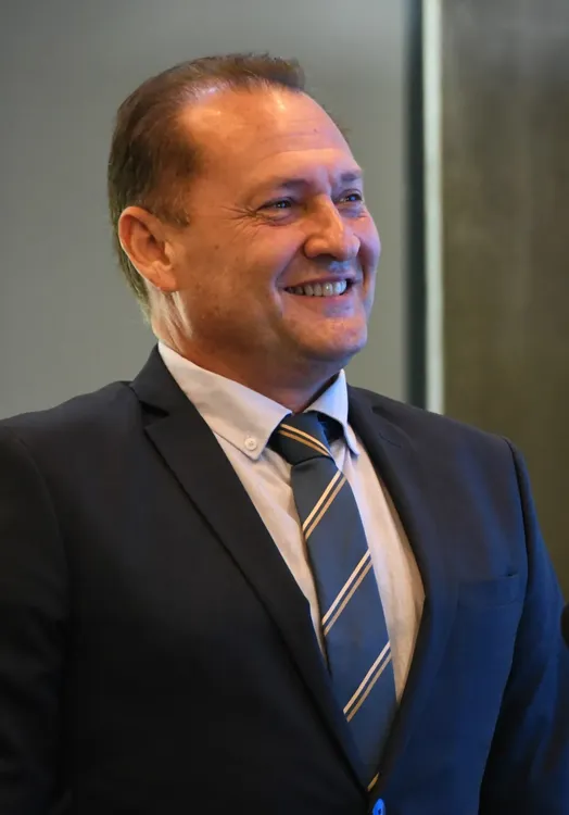 f44c8674-5a7c-410f-8177-d2f300b1d9e8