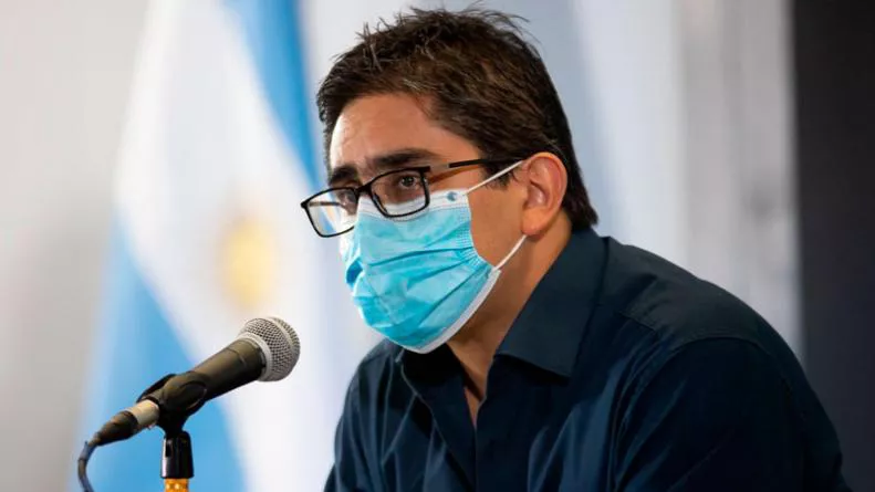 diego-cardozo-brote-coronavirus-fiesta-egresados