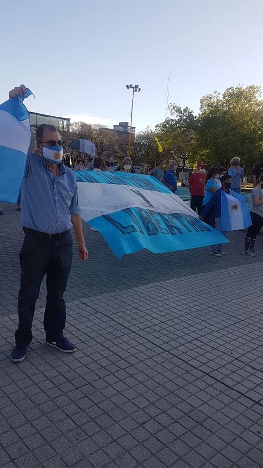 121514518_1285285038470083_1879761890357150480_n (1)