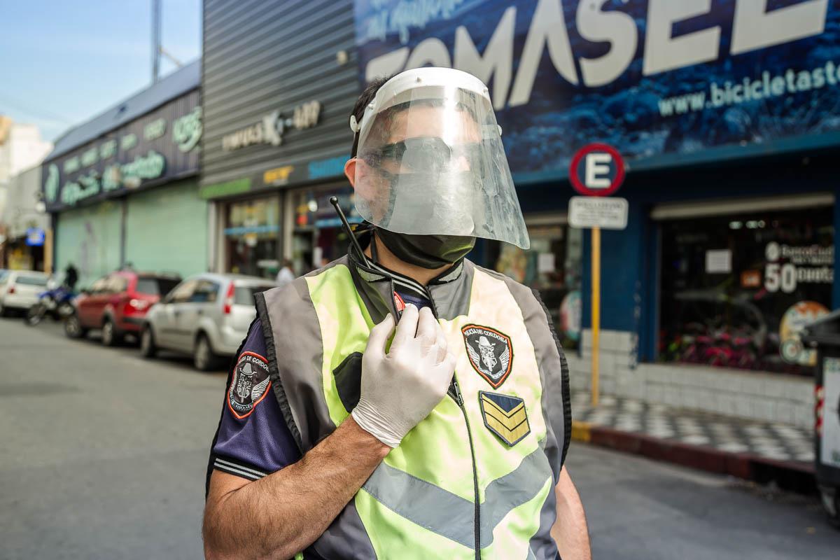 multimedia.normal.867a198485b522cc.436f76696443626120506f6c6963c3ad6120636f6e74726f6c657320c2a920325f6e6f726d616c2e6a7067