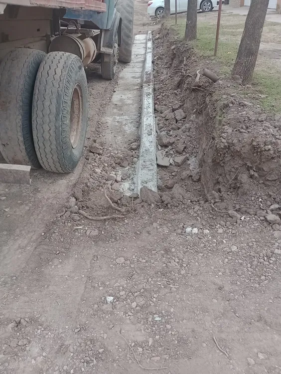 2c1e17b5-f376-440b-9da8-9f8ebb38d689