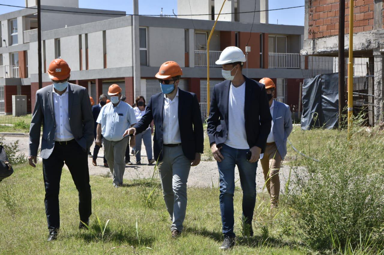 0255ff40-0111-4048-b11f-a102baa0d8ab