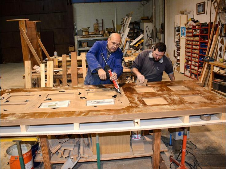 restauracionpuertapalaceteantigua-15-carpinteria-jimenez-carrion