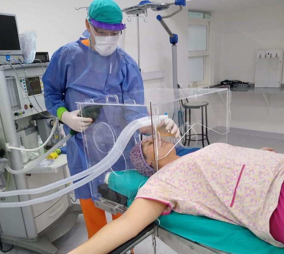 Cres Caja de intubación