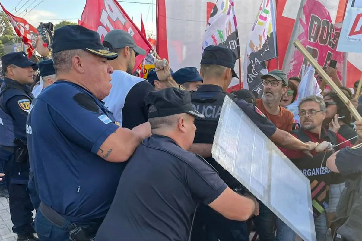 Web_Incidentes-en-manifestacion-Reforma-Laboral-Cordoba