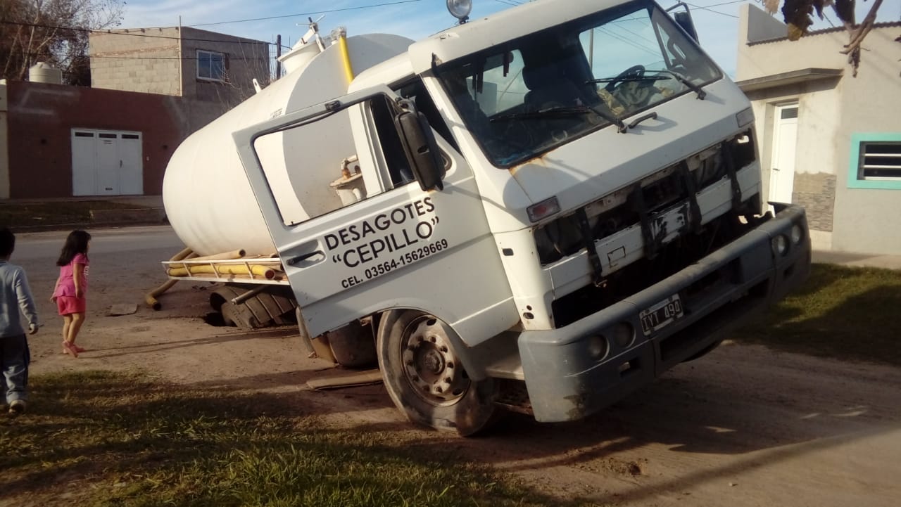 33b25533-377b-439c-95ee-41a44336324f